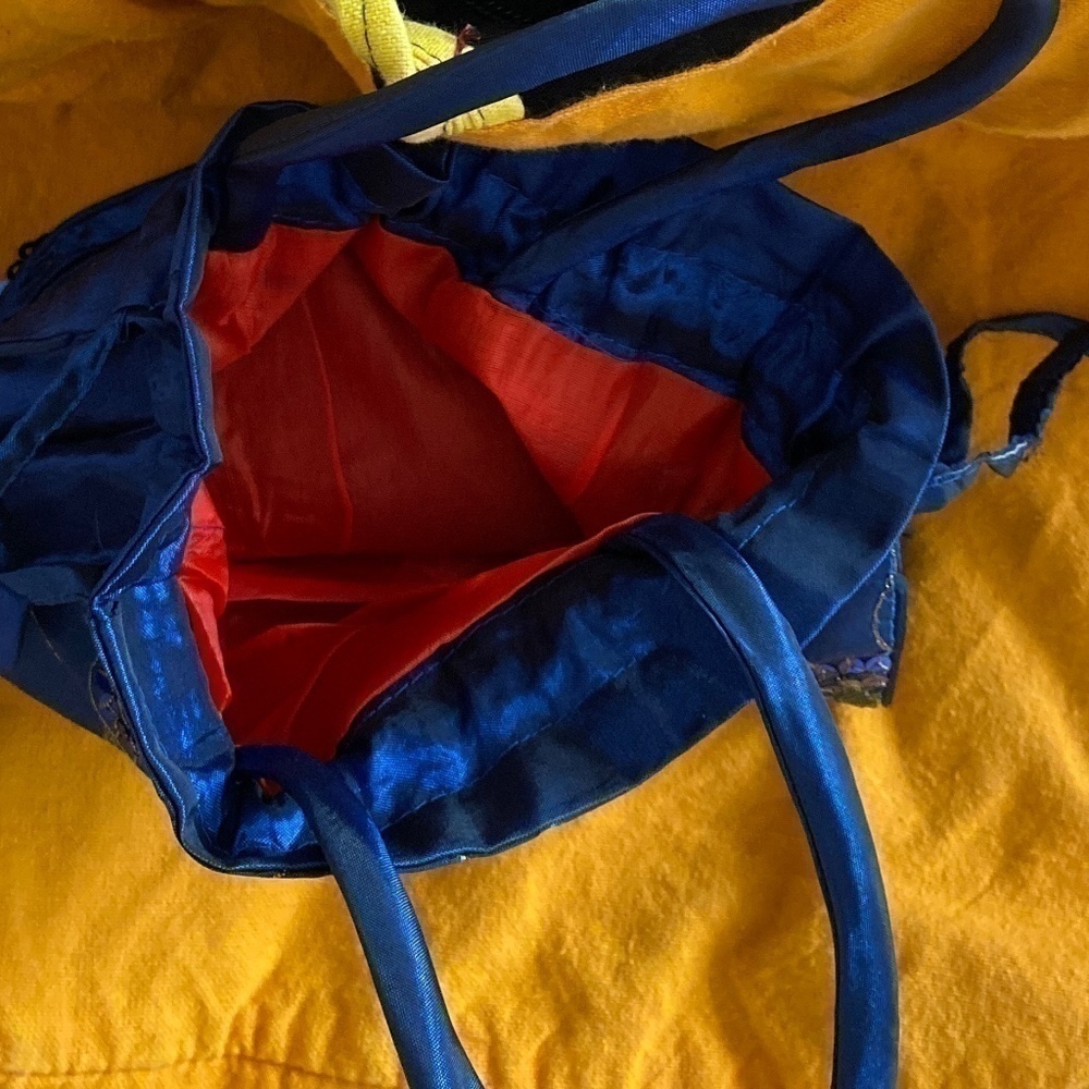 Darling Little Silky Evening Purse w Drawstring - Picture 2 of 9